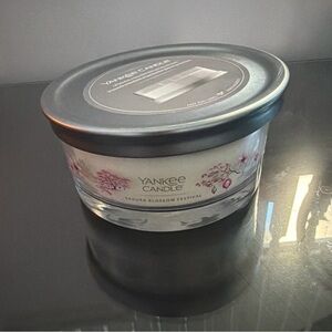 Yankee Candle Sakura Blossom Festival Jar Candle - Pink & Silver